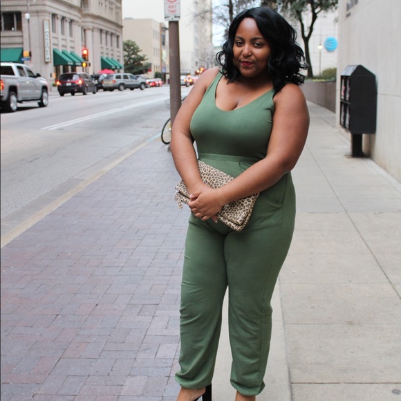 JOGGER JUMPSUIT - Picture 2 of 3